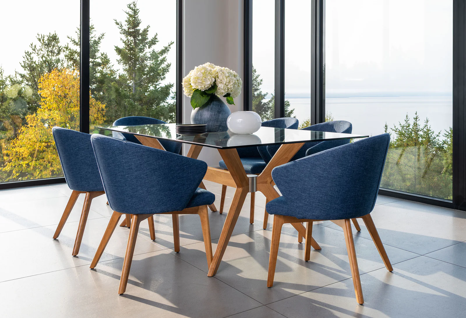 Elevating Workspaces: Tailored Furniture for Modern Offices